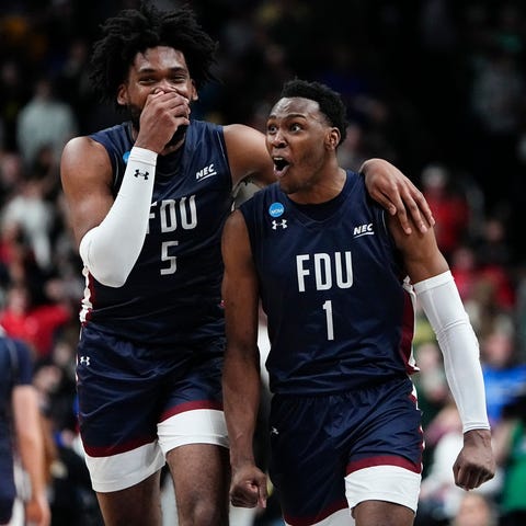 Fairleigh Dickinson forward Ansley Almonor (5) and