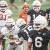 Let's hear it for the new guys: Texas' early enrollees are learning, earning early praise