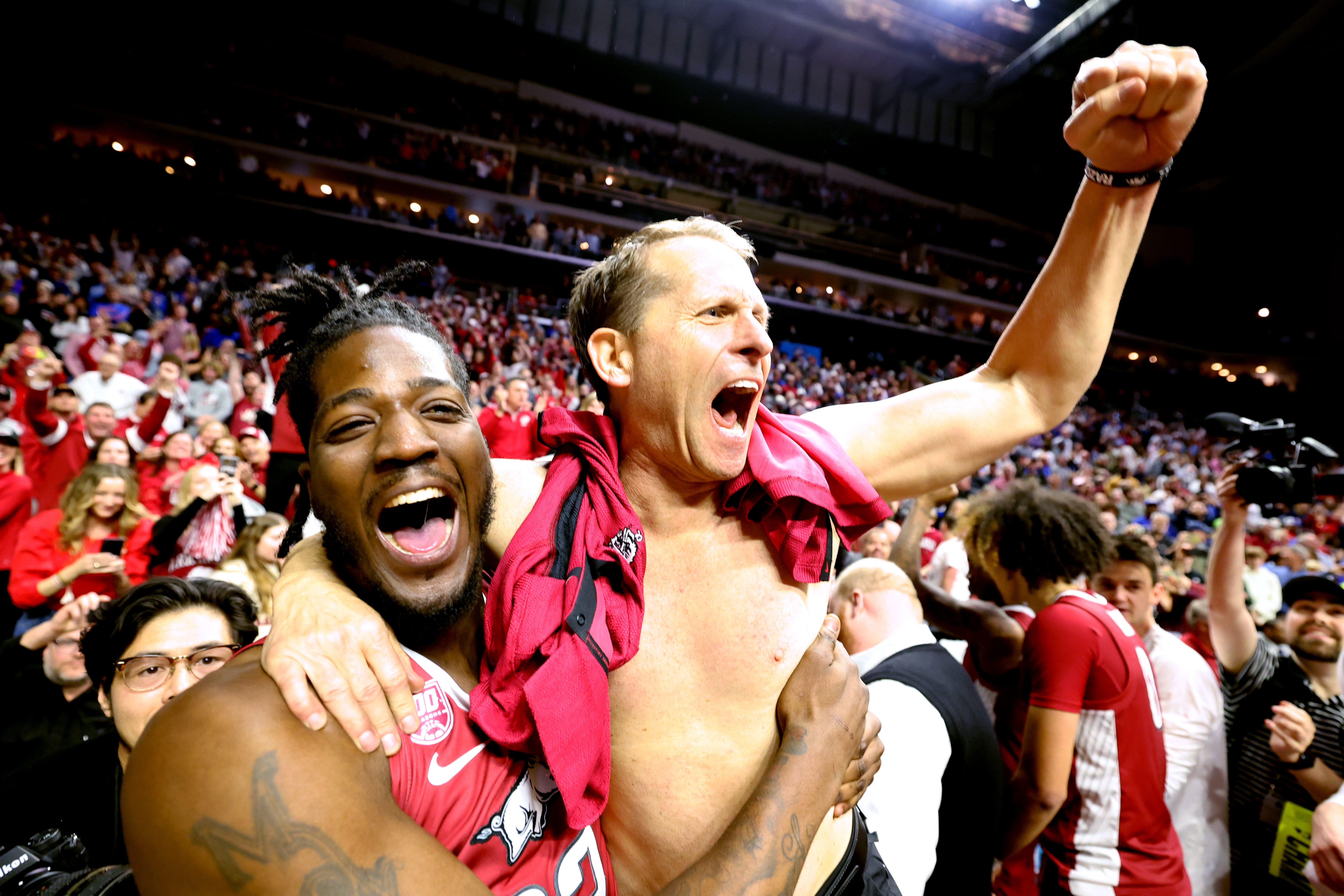 'More shirt off is good for us': Inside Arkansas coach Eric Musselman's shirtless celebrations