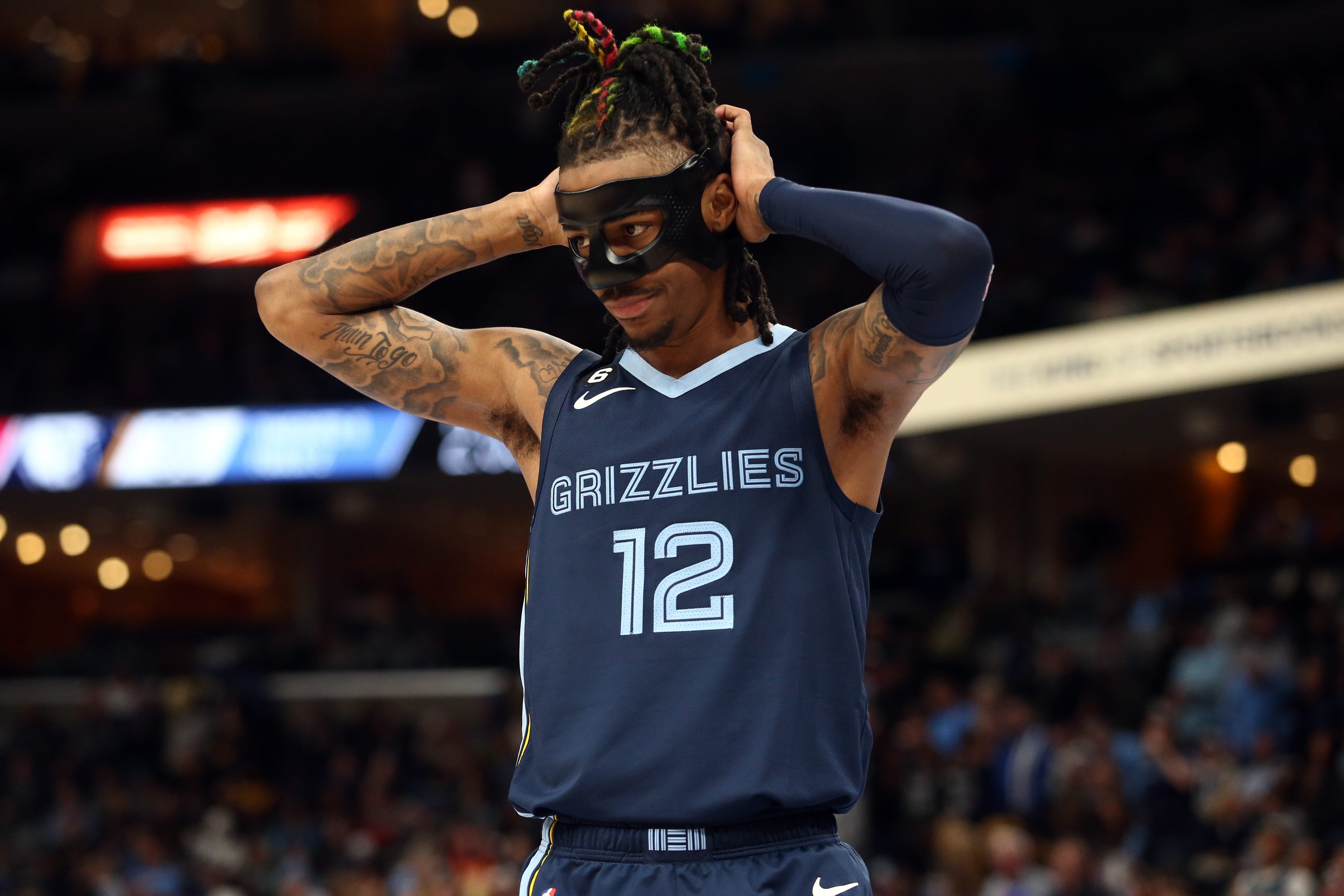 Ja Morant receives standing ovation, scores 17 points off bench in return to Grizzlies