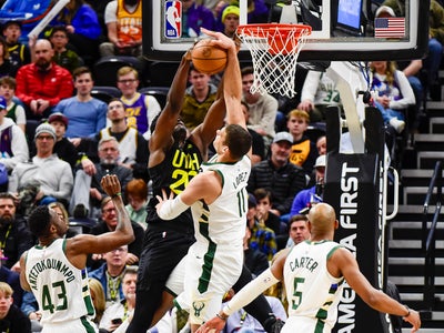 Hot starts for Grayson Allen, Brook Lopez propel Bucks to 144-116 victory over Jazz