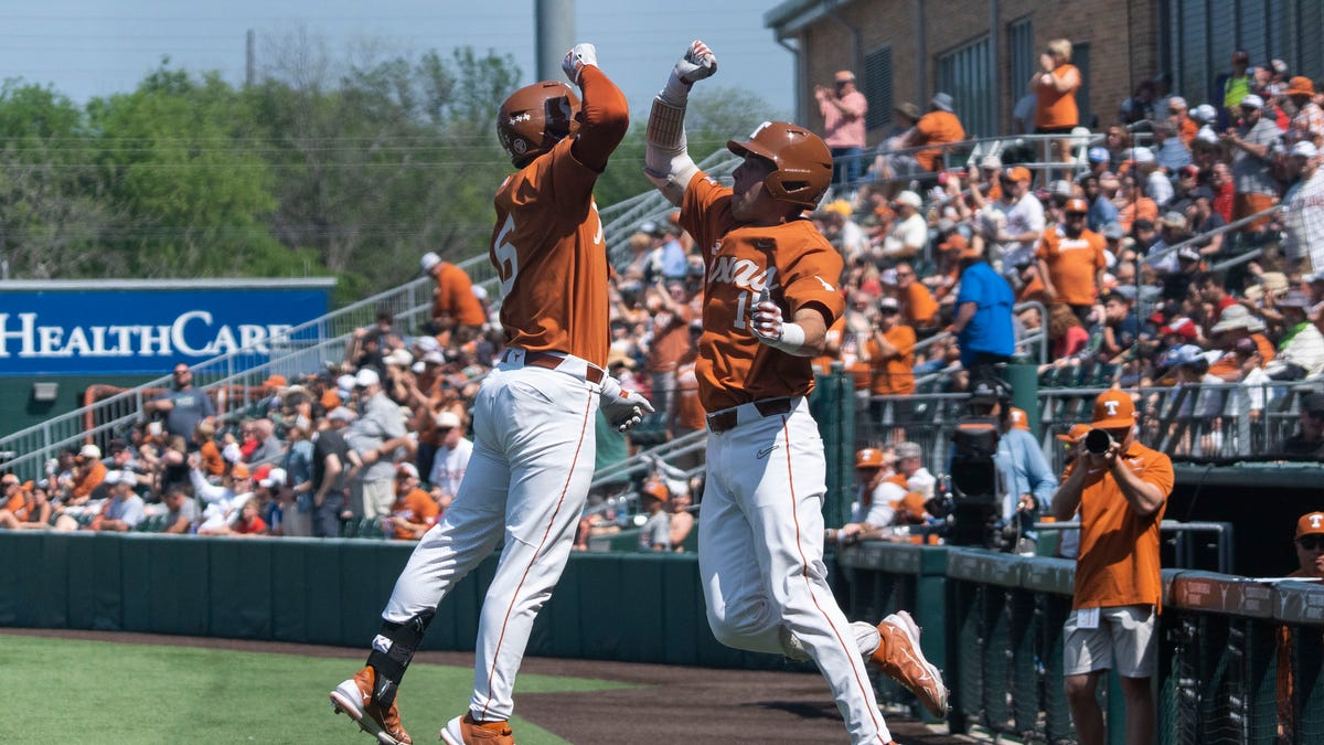 Series win over UCF helps Texas remain in tight race for Big 12 tournament’s No. 2 seed