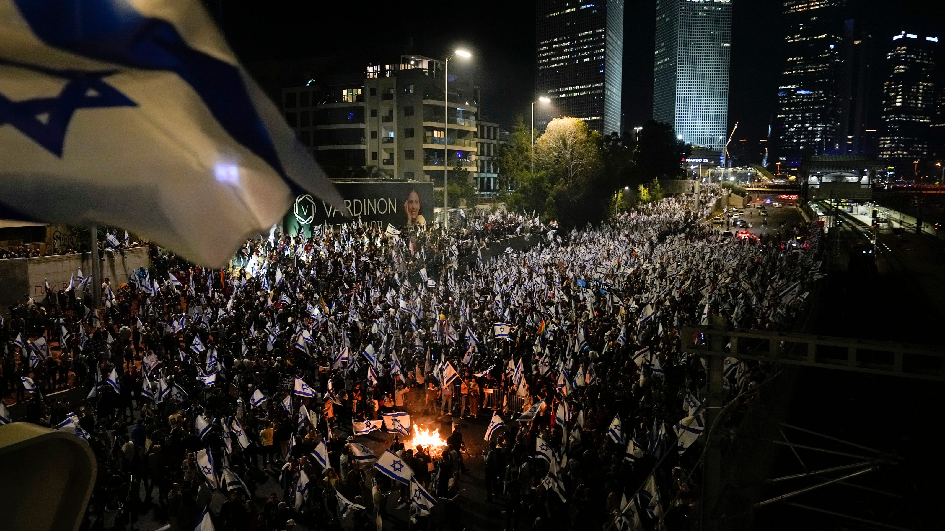 Flights grounded, labor union strike: Netanyahu pauses judicial reform amid backlash