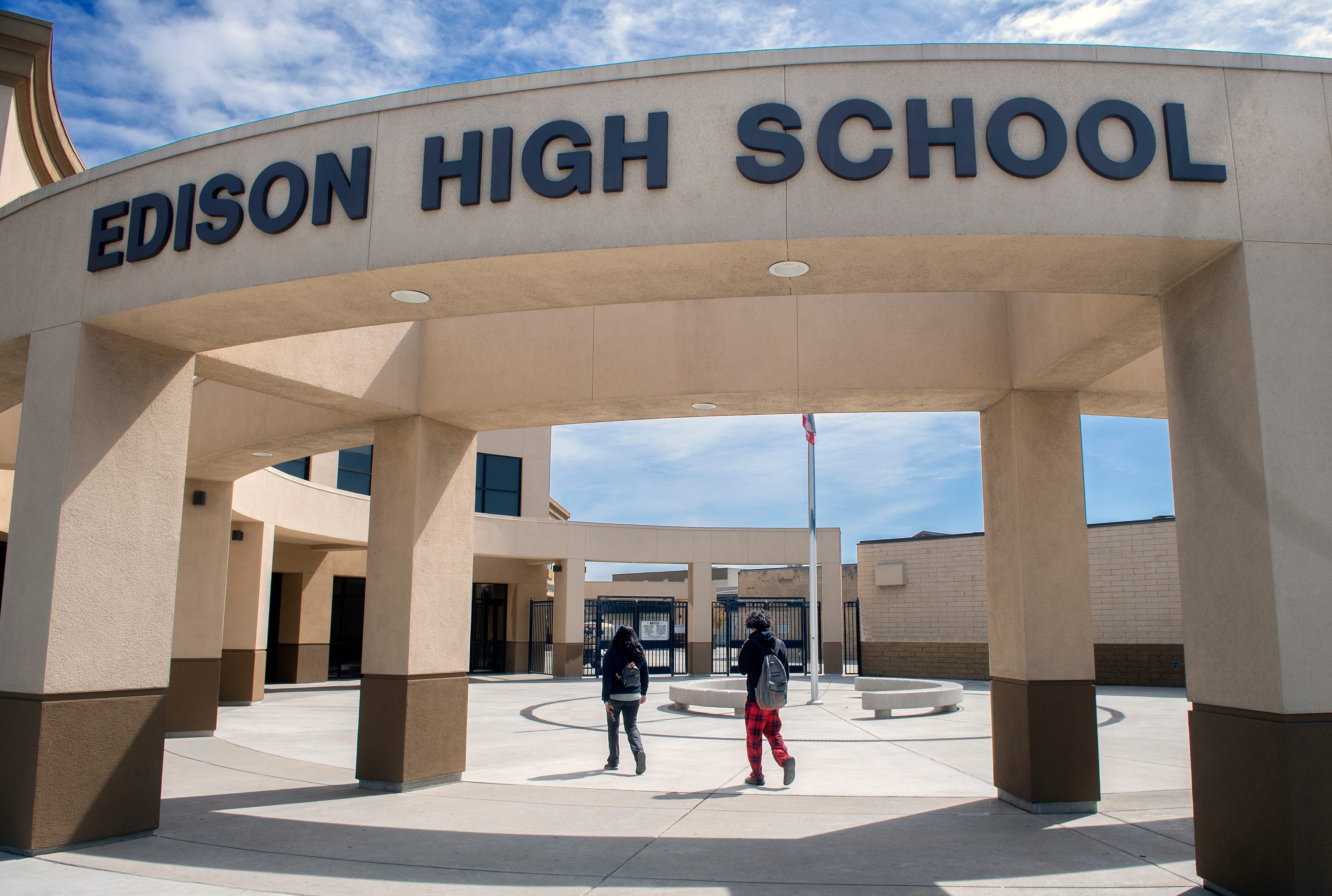 2 administrators at Edison High School in Stockton placed on leave