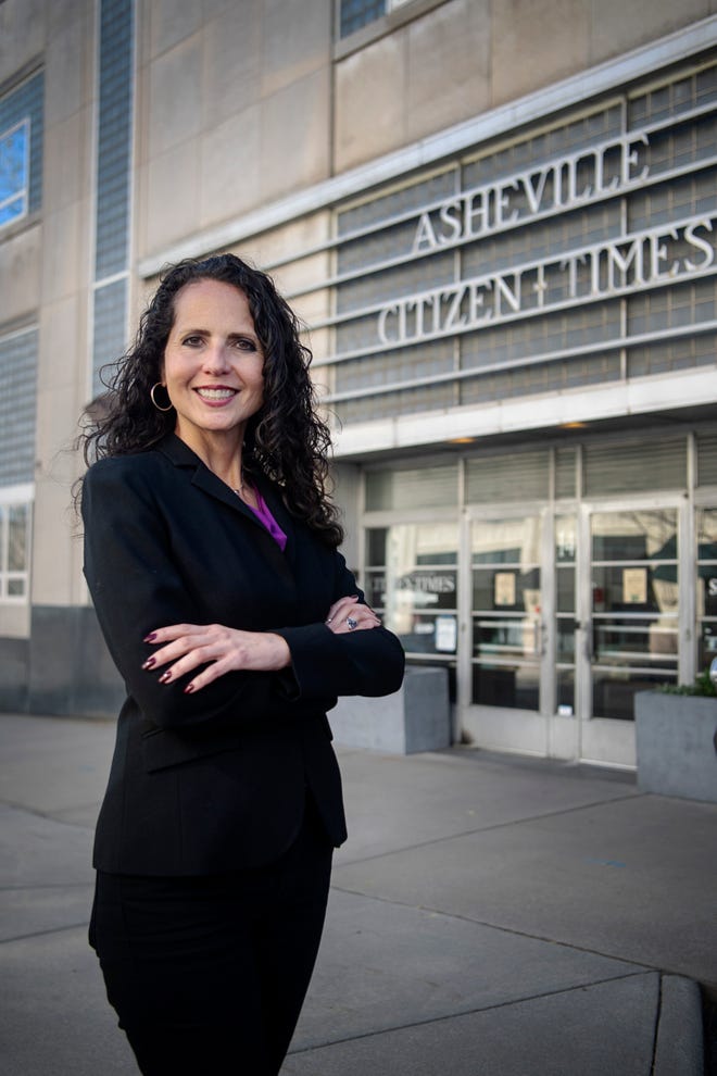 Chávez named Asheville Citizen Times executive editor; 1st Latina