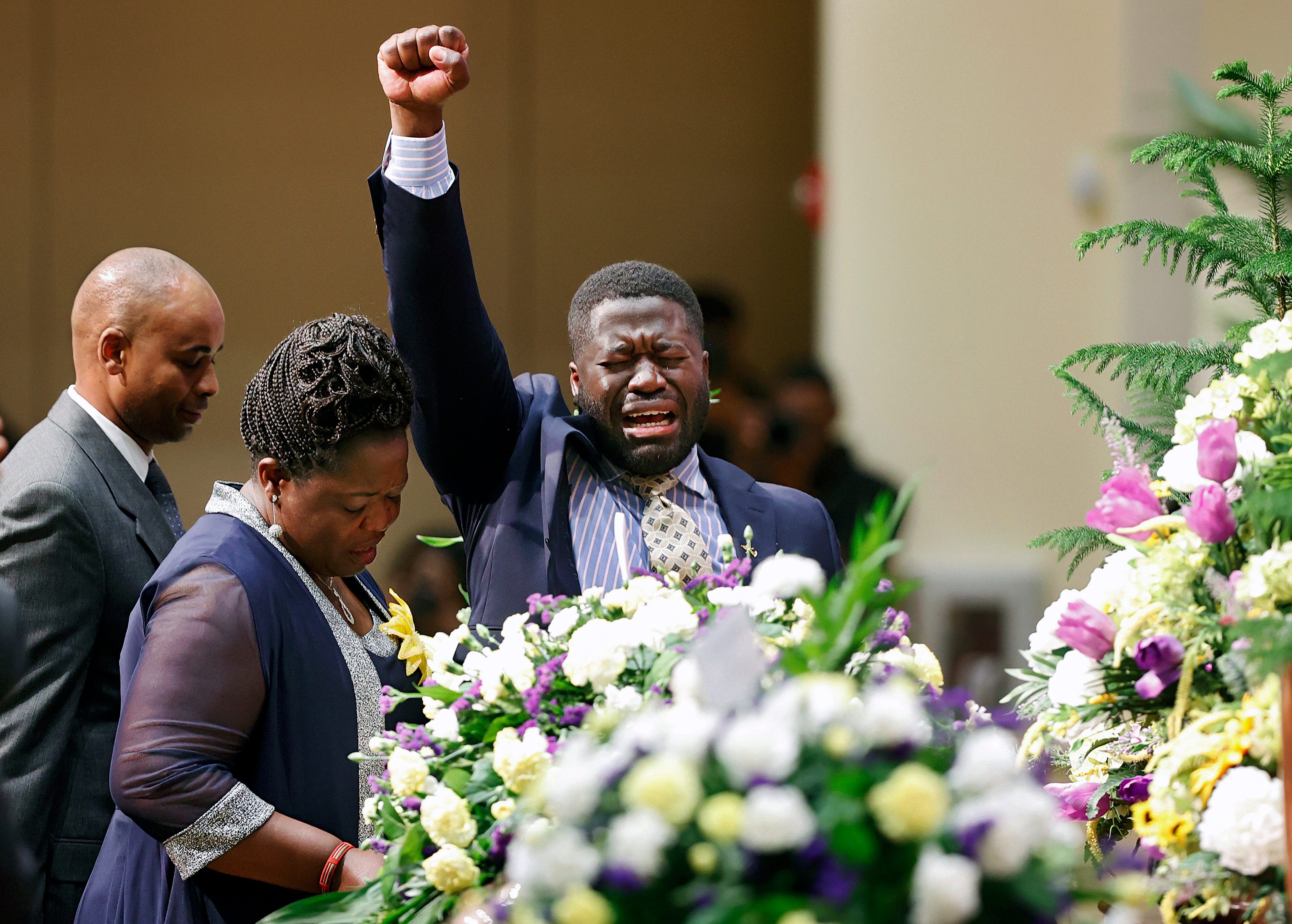 New Jersey teen suffocated newborn; baby tossed in dumpster, cops say