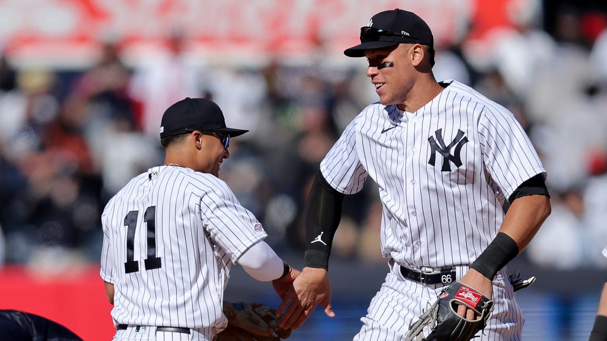 Nightengales Notebook Handing out MLBs opening weekend awards Nightengales Notebook Handing out MLBs opening weekend awards