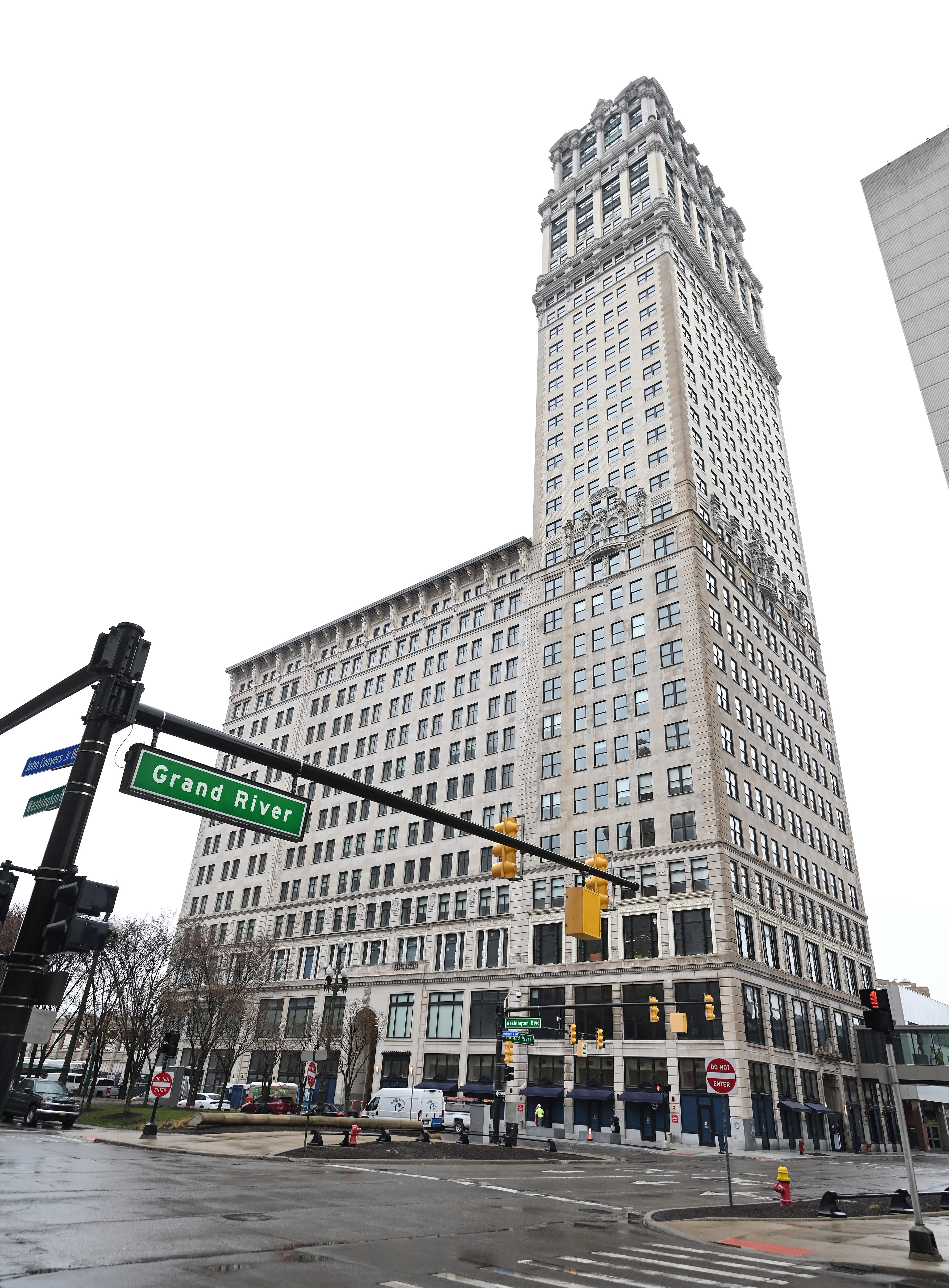 Old Detroit made new renovated Book Tower revealed after 7 years work
