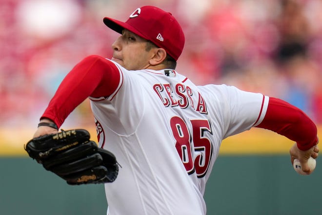 Reds starting pitcher Luis Cessa throws a pitch in the first inning against the Chicago Cubs on Tuesday.
