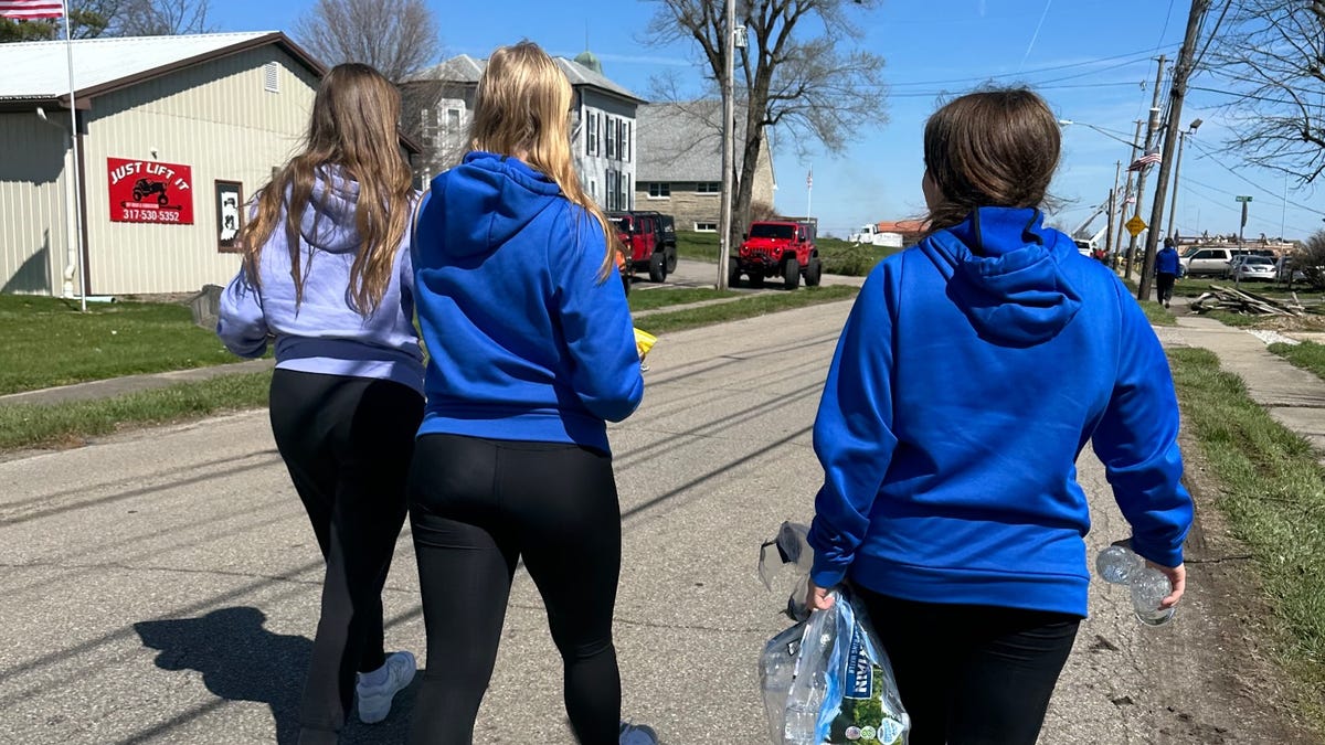 Whiteland athletes step up after tornado We took it upon ourselves to meet a need Whiteland athletes step up after tornado We took it upon ourselves to meet a need