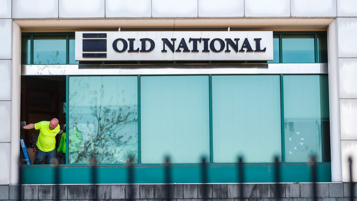 Old National Bank to close Louisville locations on anniversary of mass shooting