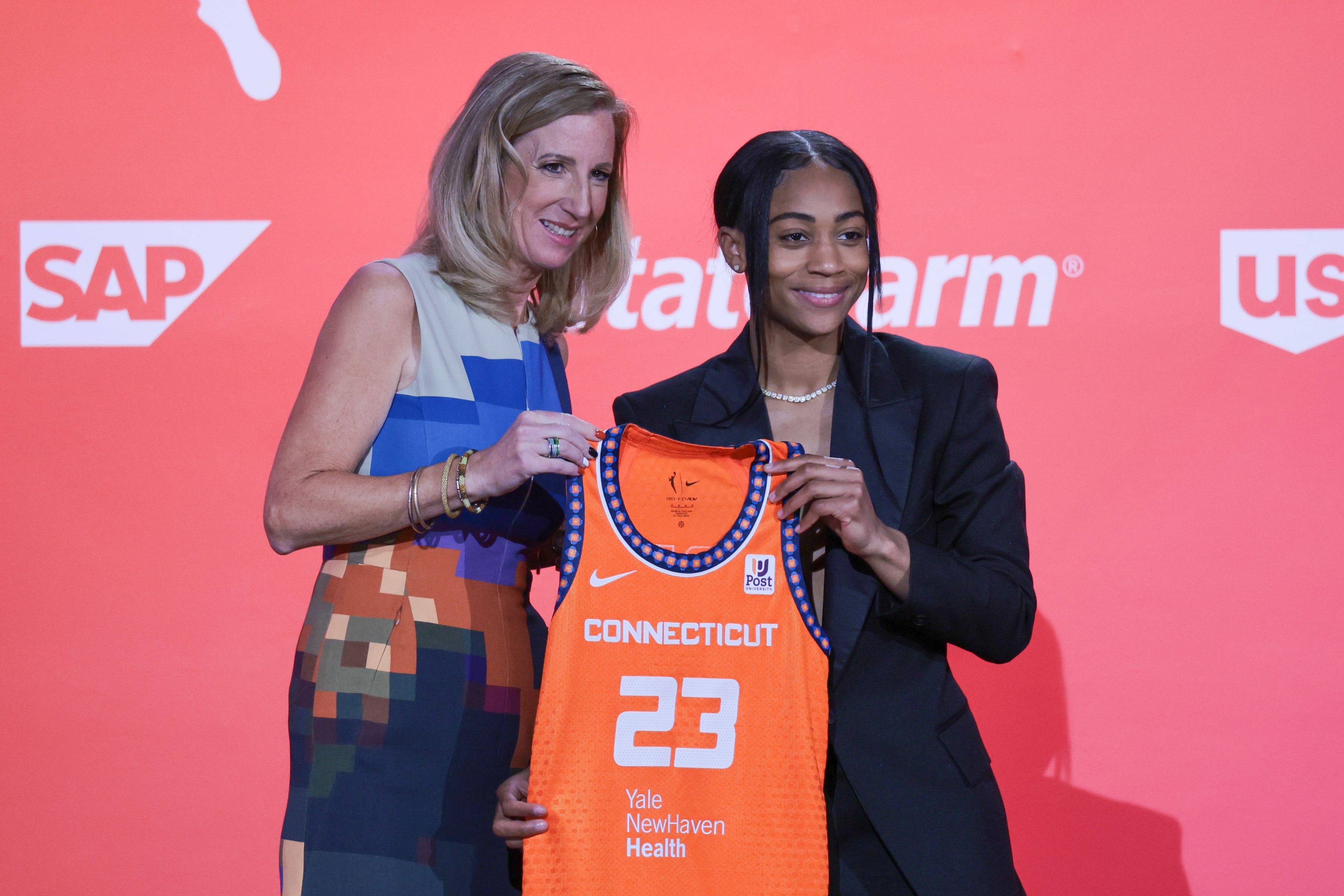 91c115db-9b90-4647-aaaf-5f3e1a096e8d-draft-sun Former LSU guard Alexis Morris apologizes to WNBA veterans after calling for them to retire