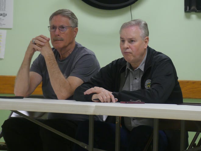 The Ross County Commissioners, County Engineer Charlie Ortman and state representative Mark Johnson attended American Legion Post 757's second meeting about the Cooks Hill Road closure.