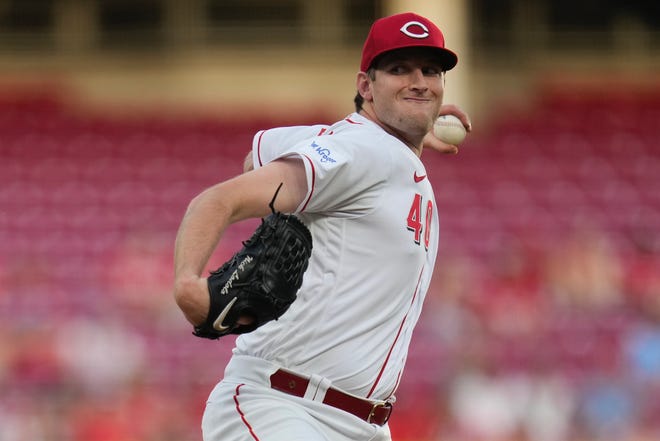 Cincinnati Reds starting pitcher Nick Lodolo (40) throws a pitch in the third inning of the MLB National League game between the Philadelphia Phillies and the Cincinnati Reds at Great American Ball Park in downtown Cincinnati on Thursday, April 13, 2023.
