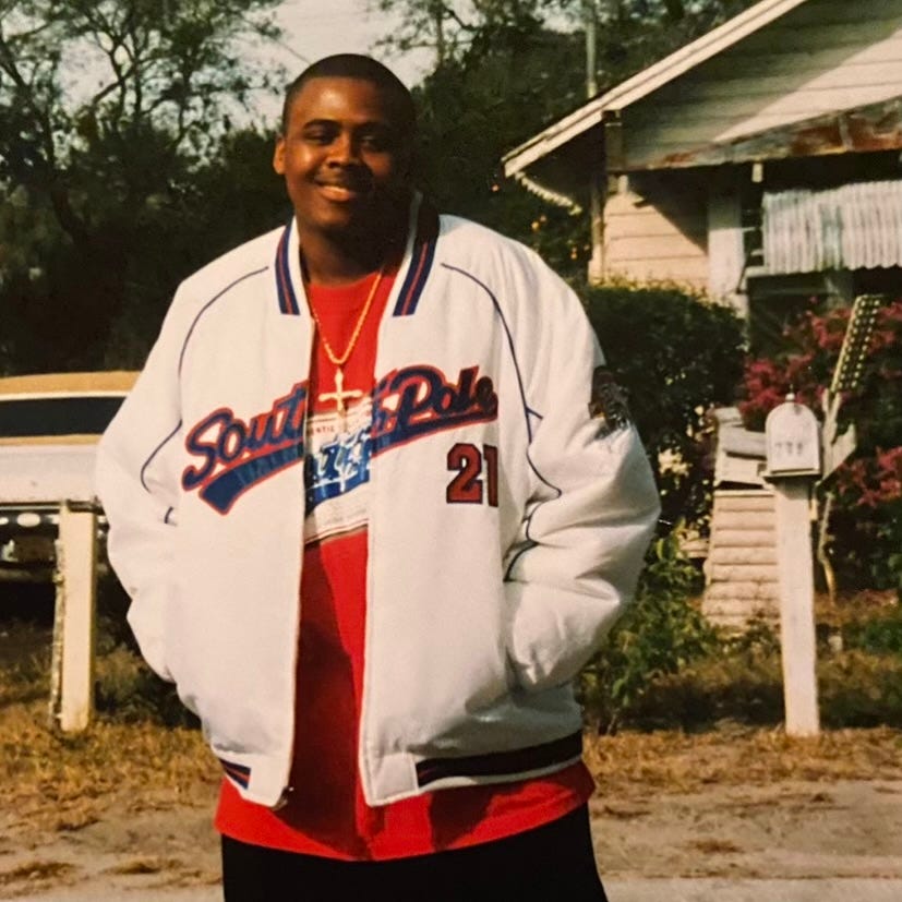 LaShawn Thompson, 35 died at the Fulton County Jail in Georgia after being eaten alive by insects and bed bugs, his family's attorney told USA TODAY on Thursday. According to a Fulton County Medical Examiner's report, Thompson was found unresponsive in his jail cell Sept. 19, and pronounced dead after failed life-saving attempts by responding local police and fire medical personnel.