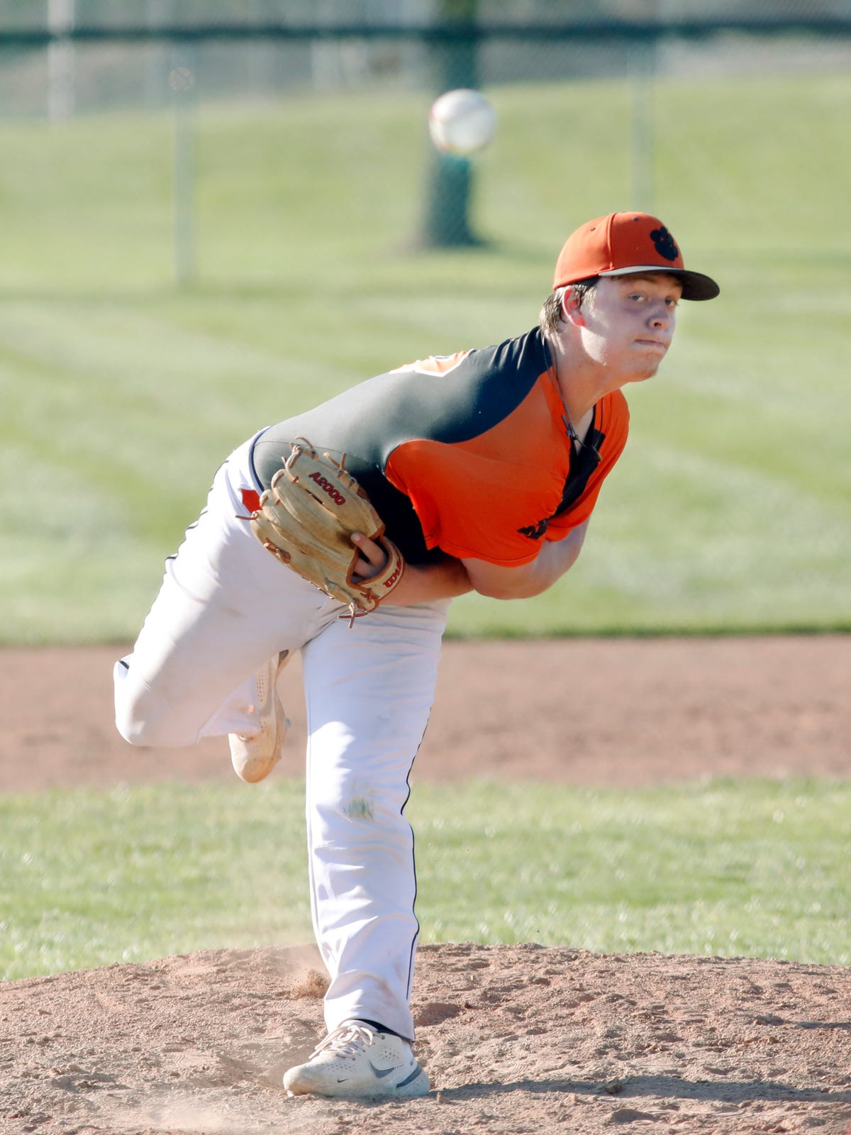 Exciting Tight Race Expected in Muskingum Valley League Small School Baseball Division