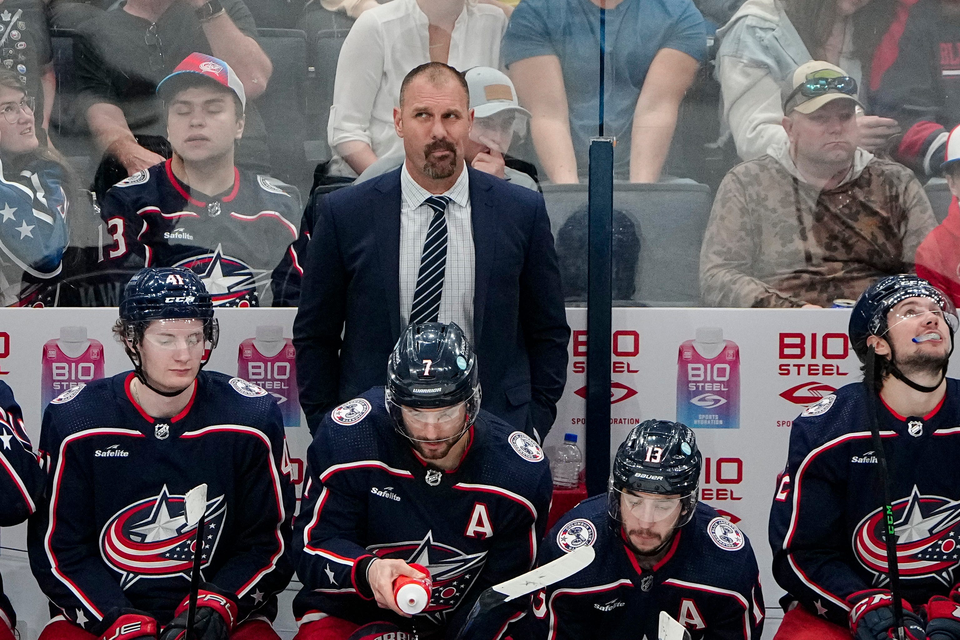 Columbus Blue Jackets fire coach Brad Larsen, part with goaltending coach Manny Legace