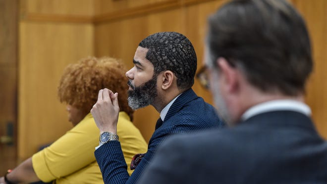 Agreement reached. Garbage collection to resume in days Agreement reached. Garbage collection to resume in days