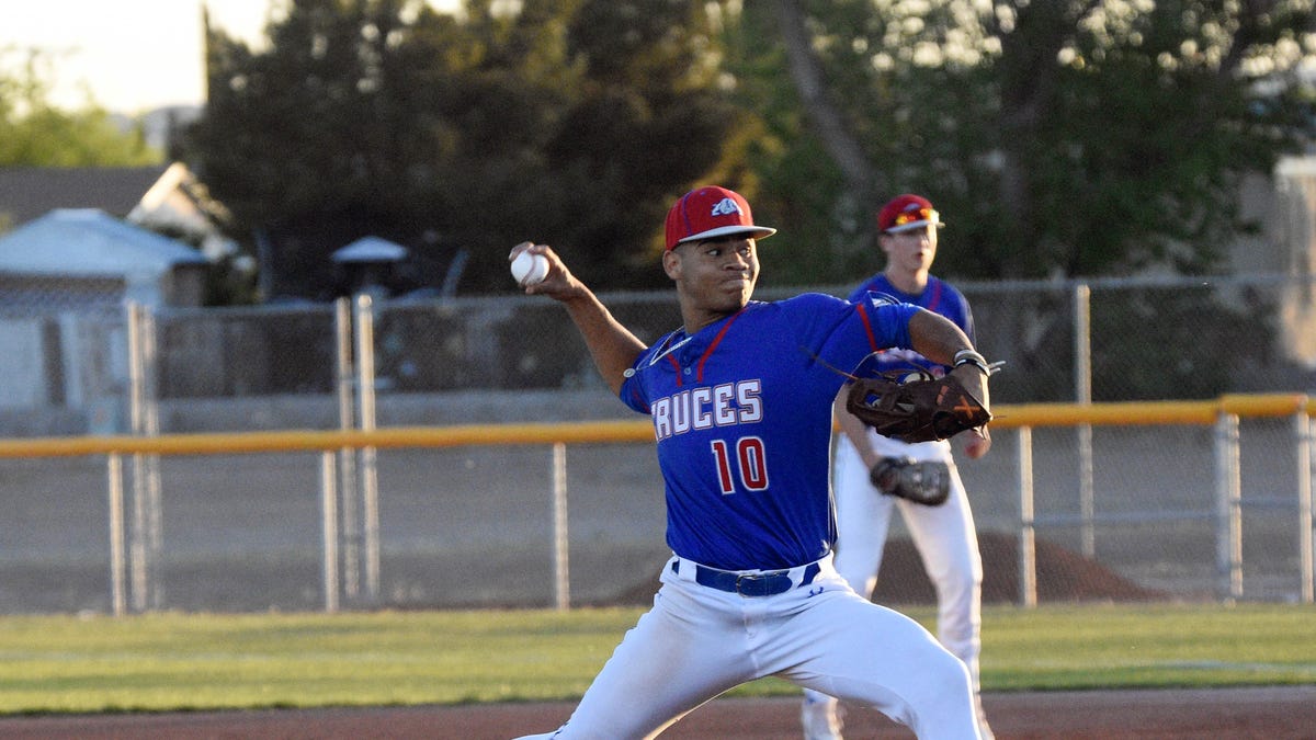 Steve Solorzano sets Las Cruces High career strikeout record Steve Solorzano sets Las Cruces High career strikeout record