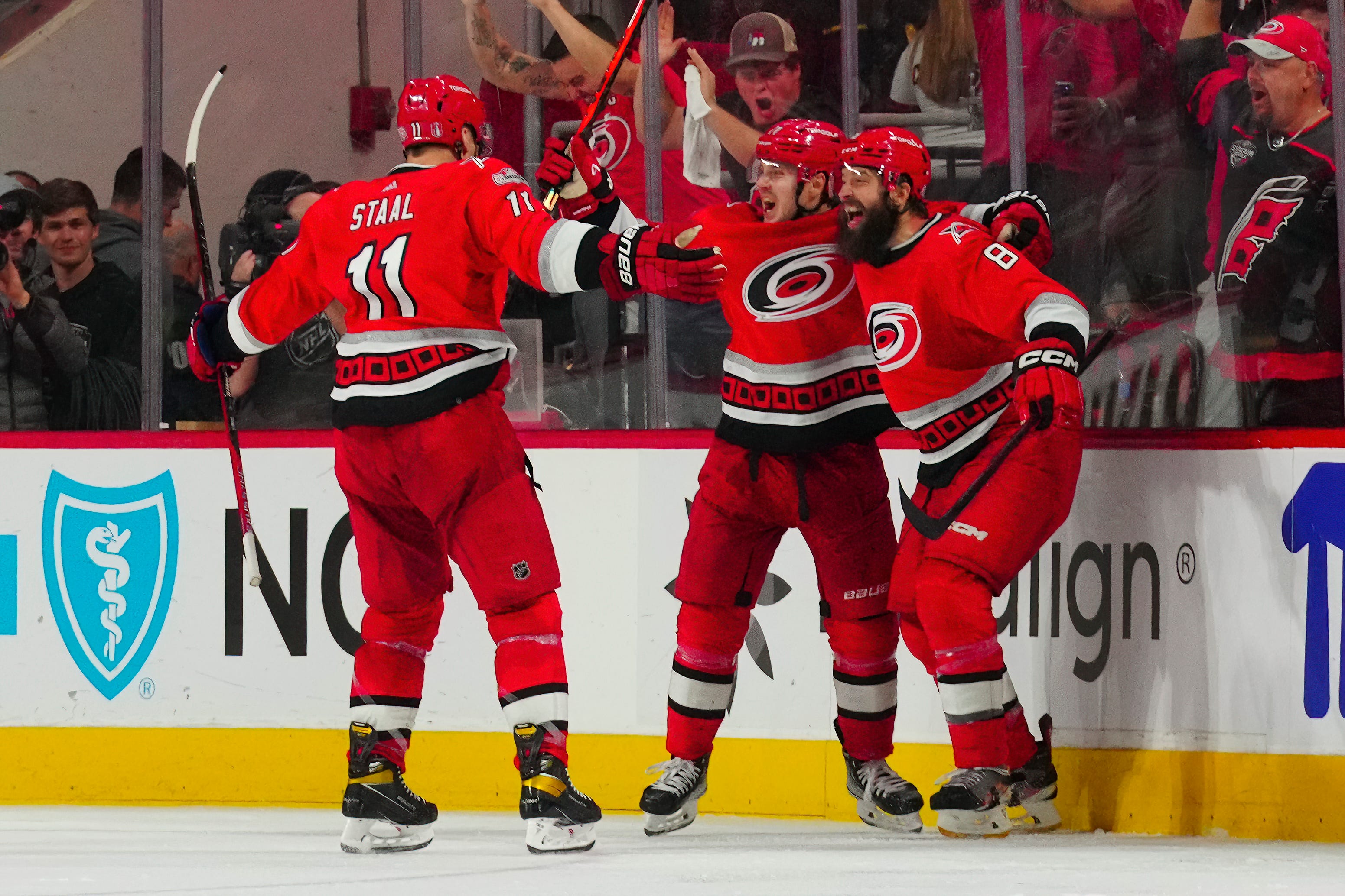 Hurricanes defeat Islanders in overtime after getting away with blatant high stick