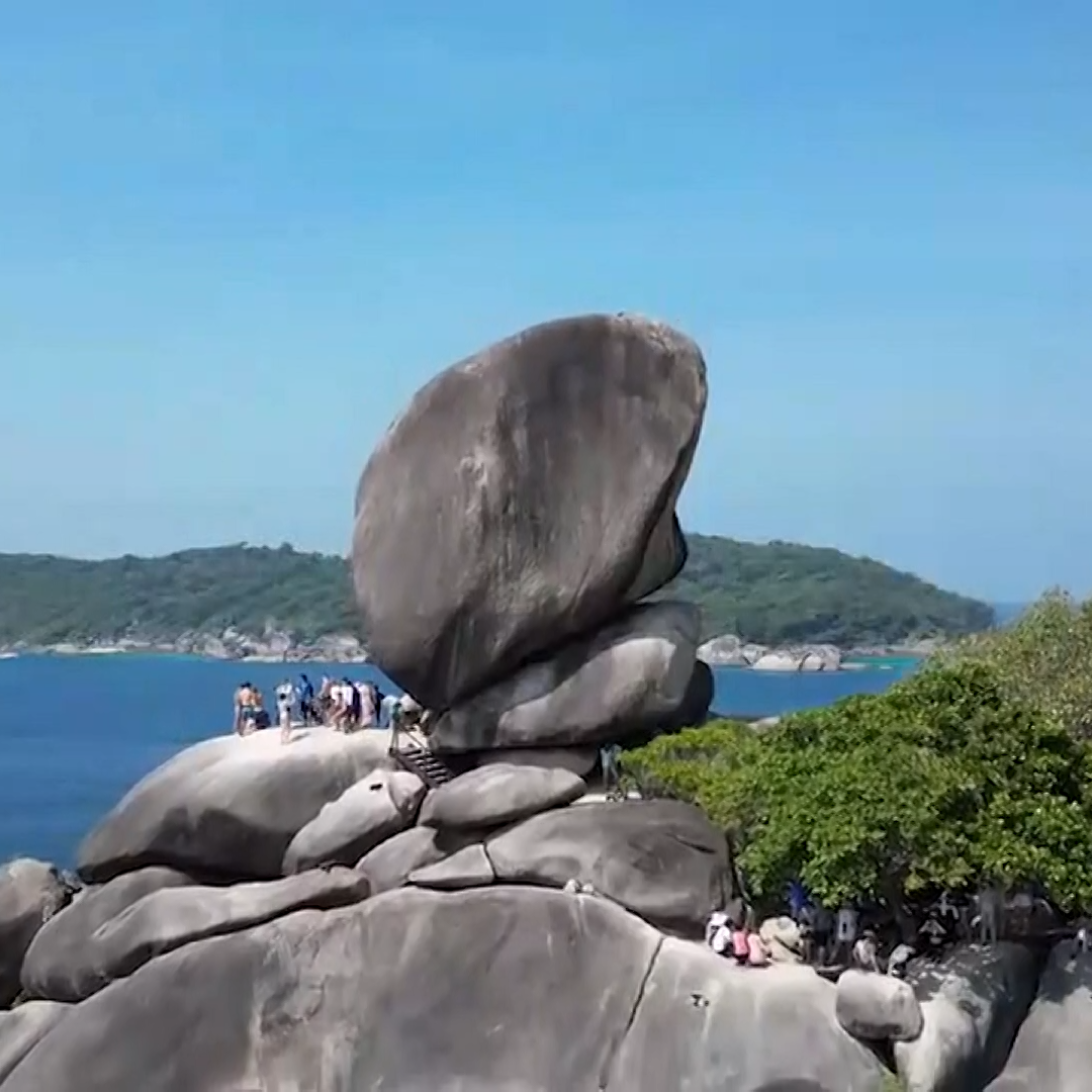 Tourists flock to see this unusual rock