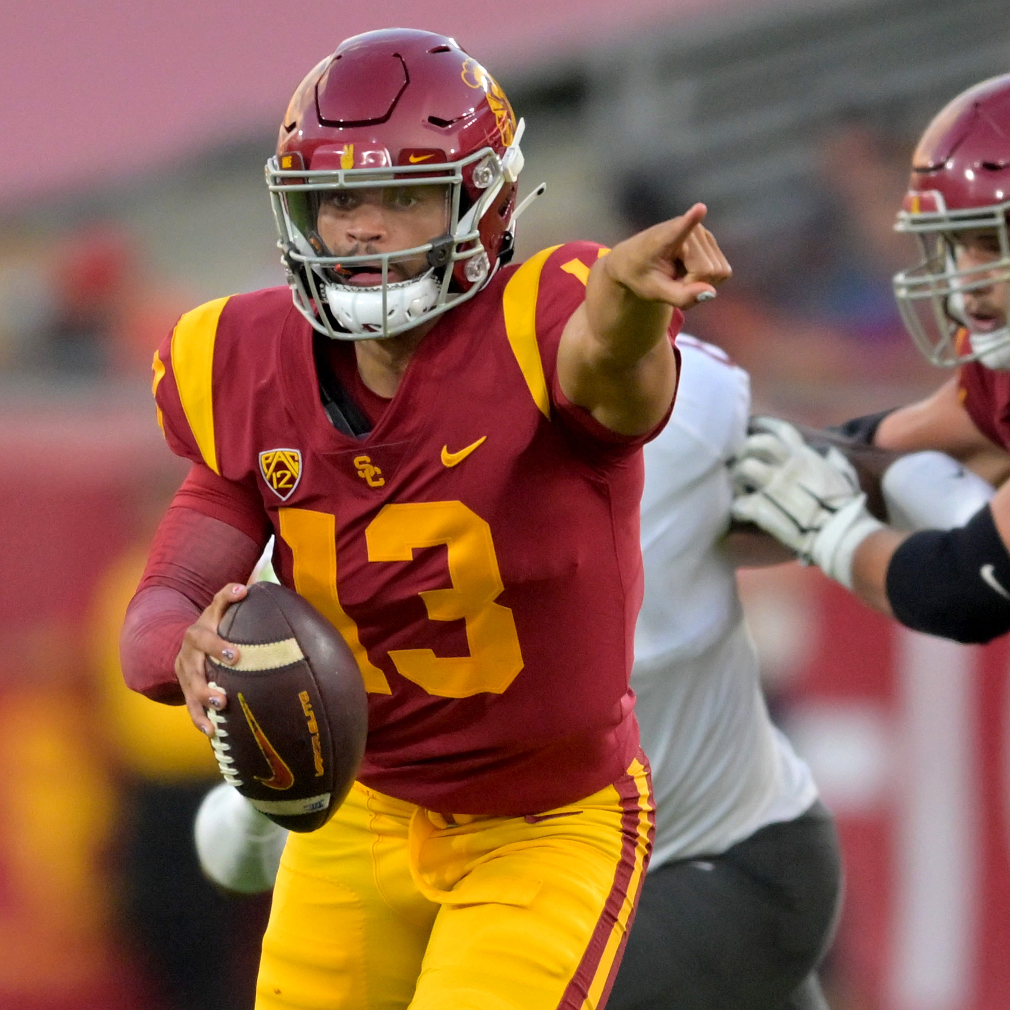 USC Trojans quarterback Caleb Williams (13) directs a play against the Washington State Cougars in the first half at United Airlines Field at Los Angeles Memorial Coliseum.