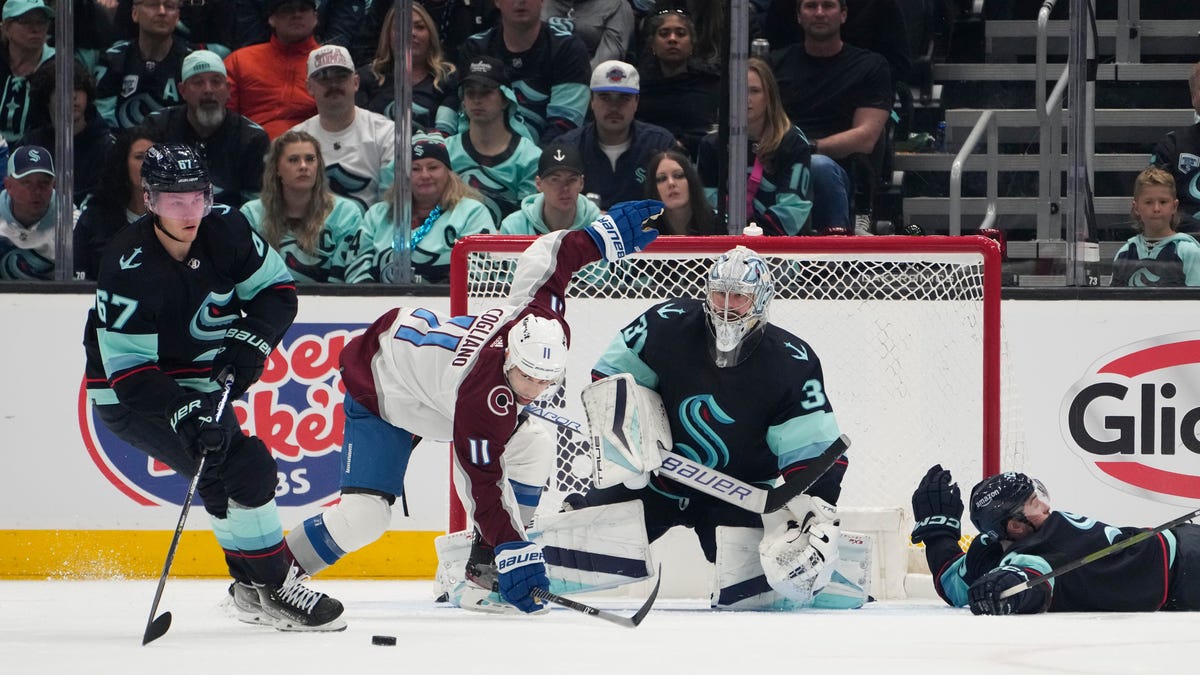 Colorado Avalanche lose Andrew Cogliano for playoffs with neck fracture from hit Colorado Avalanche lose Andrew Cogliano for playoffs with neck fracture from hit