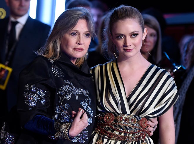 Carrie Fisher and Billie Lourd arrive at the world premiere of "Star Wars: The Force Awakens" in 2015.