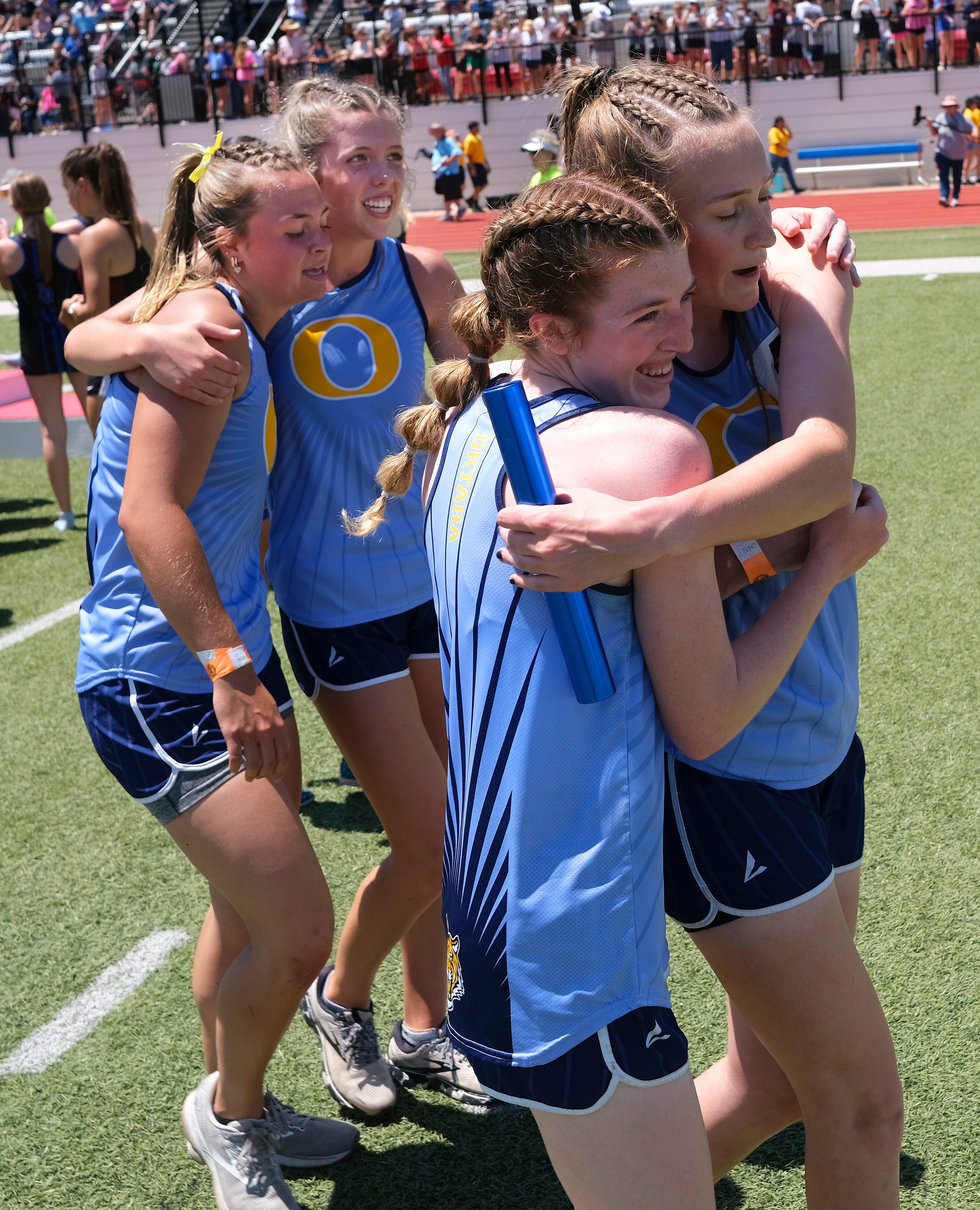 Oklahoma high school track & field Class 4AA state meet scores, Day 1