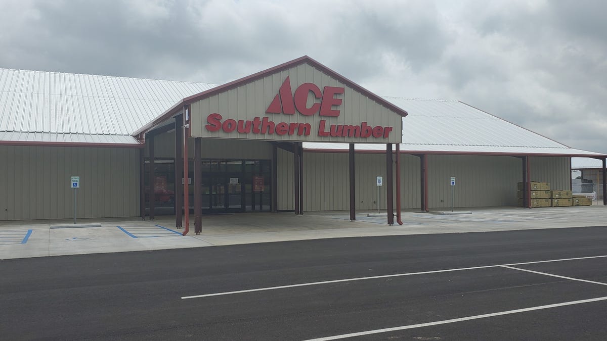 Ace Hardware opens in Pine Level Ace Hardware opens in Pine Level