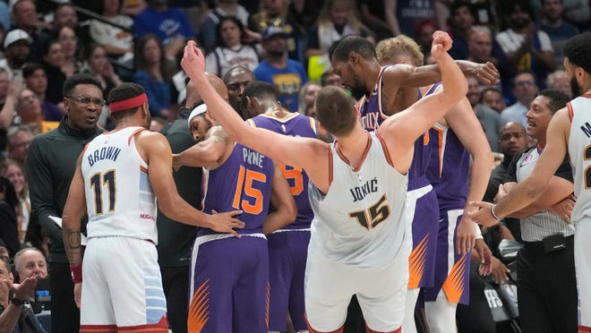 Chris Paul (pangkal paha), Deandre Ayton (tulang rusuk), eliminasi Suns yang dipertanyakan Game 6.