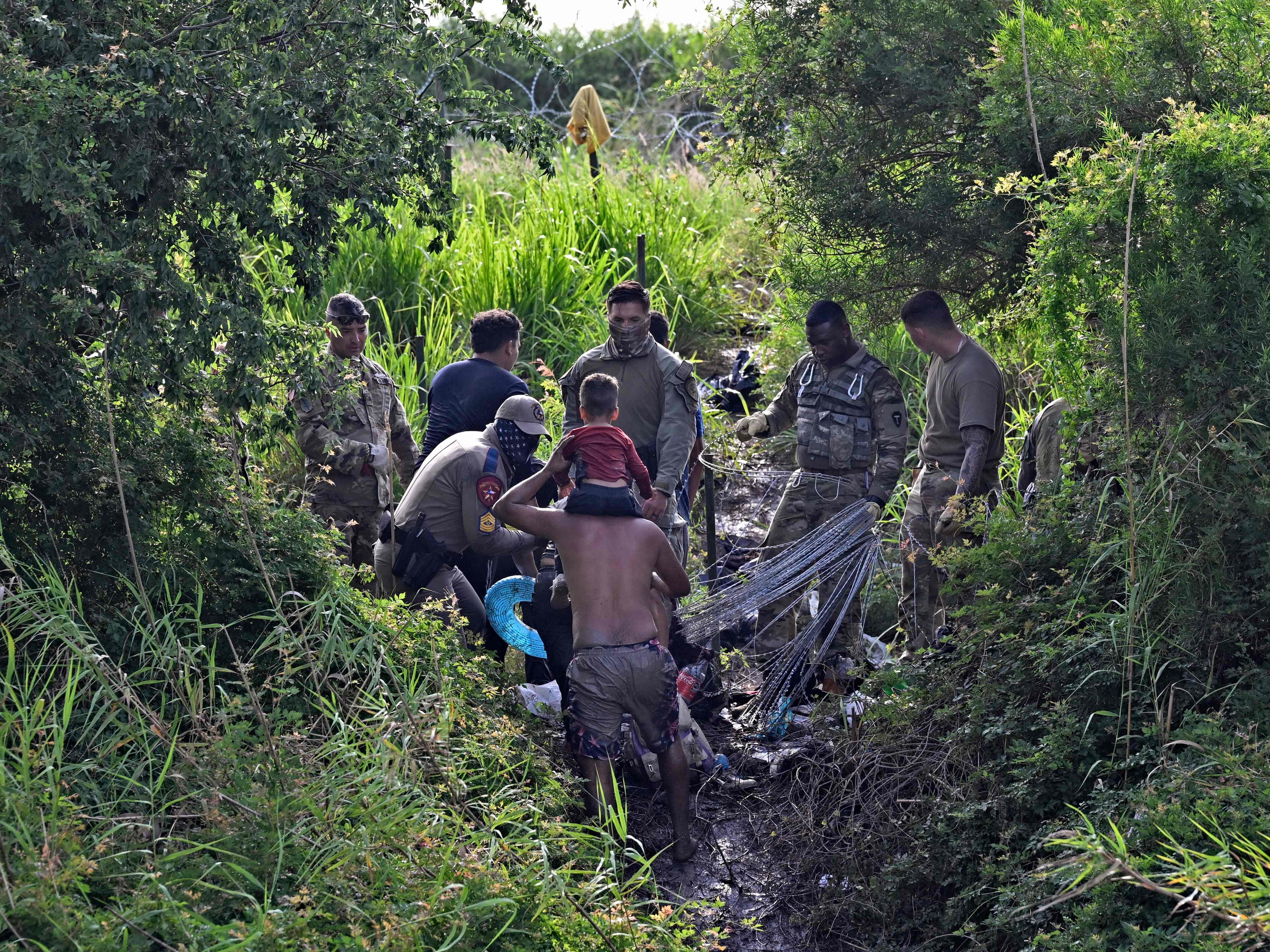 Afp Afp 33et2pm Jpg I Pol Mex St
