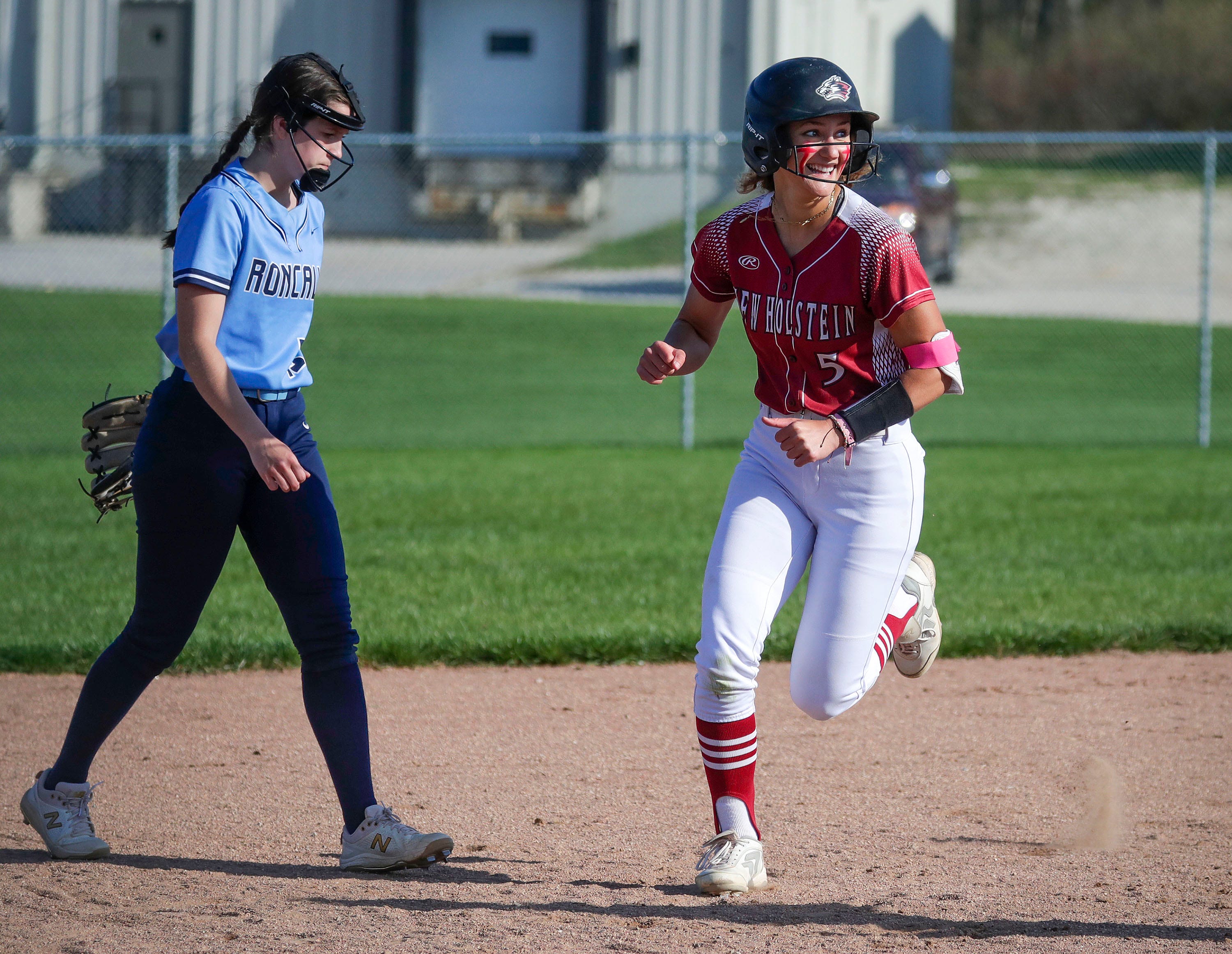 Our voice came alive New Holstein softball using last years state trip to fuel this seasons success