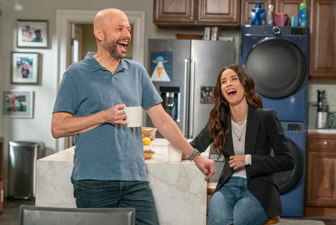 Jon Cryer and Abigail Spencer play a divorced couple sharing a home and kids in NBC sitcom "Extended Family."