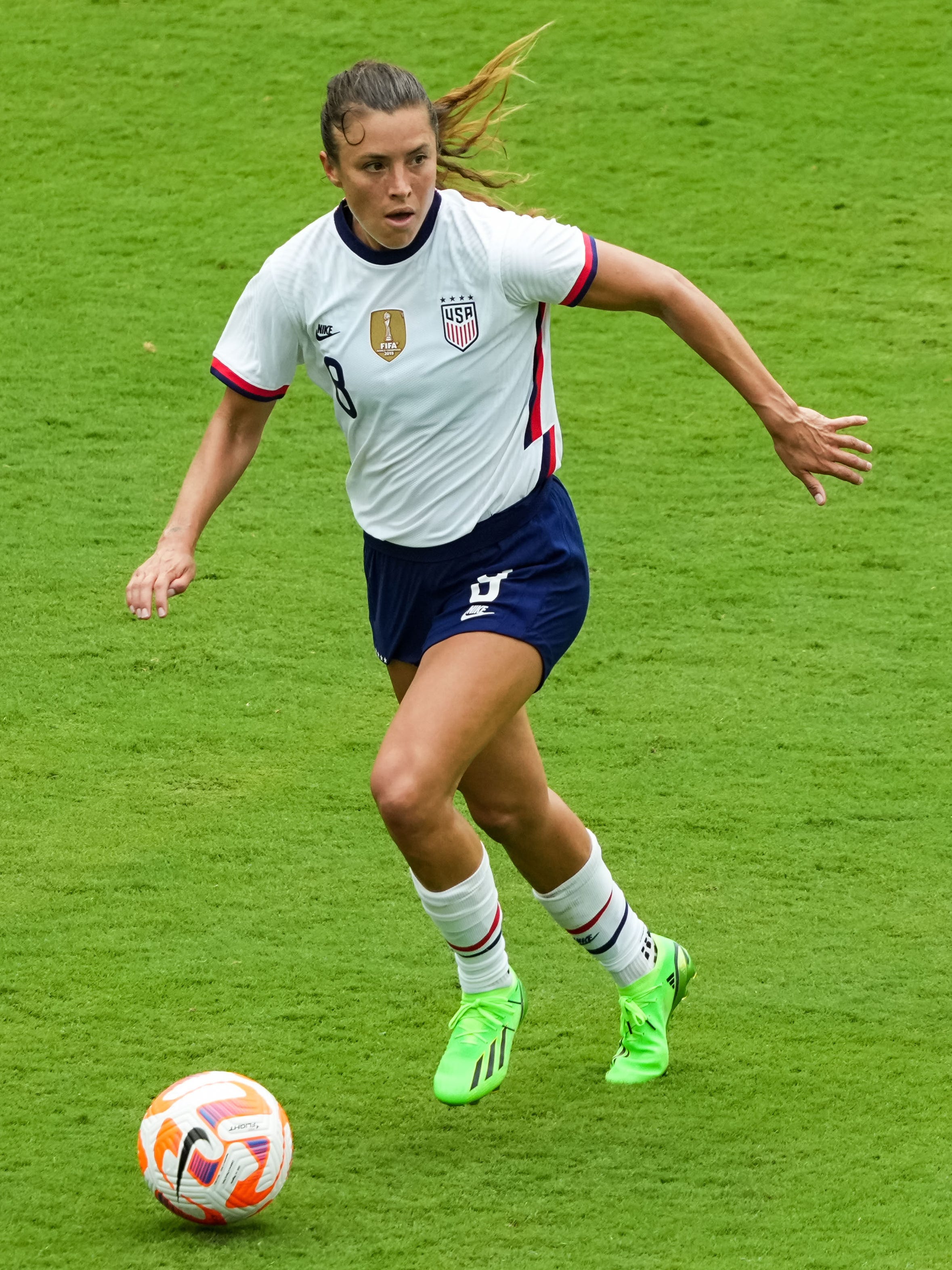 An action image of Sofia Huerta playing soccer.
