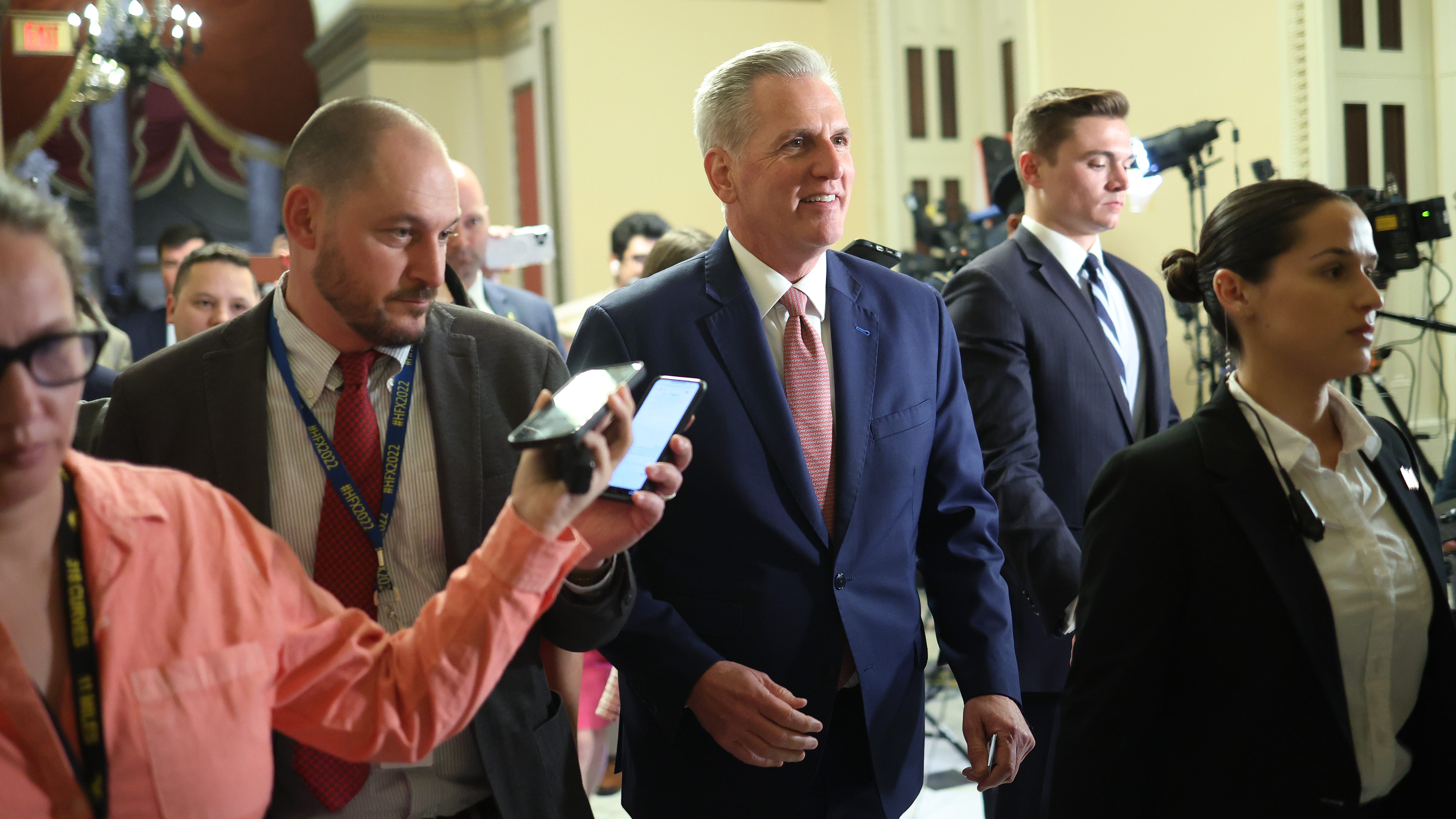 WASHINGTON, DC - MAY 30: U.S. House Speaker Kevin McCarthy (R-CA) walks to the House Chambers at the Capitol on May 30, 2023 in Washington, DC. House Republicans are working on final negotiations for the bill created after the deal reached by the White House and House Republican negotiators to raise the debt ceiling to 2025. (Photo by Kevin Dietsch/Getty Images) ORG XMIT: 775984265 ORIG FILE ID: 1494671661