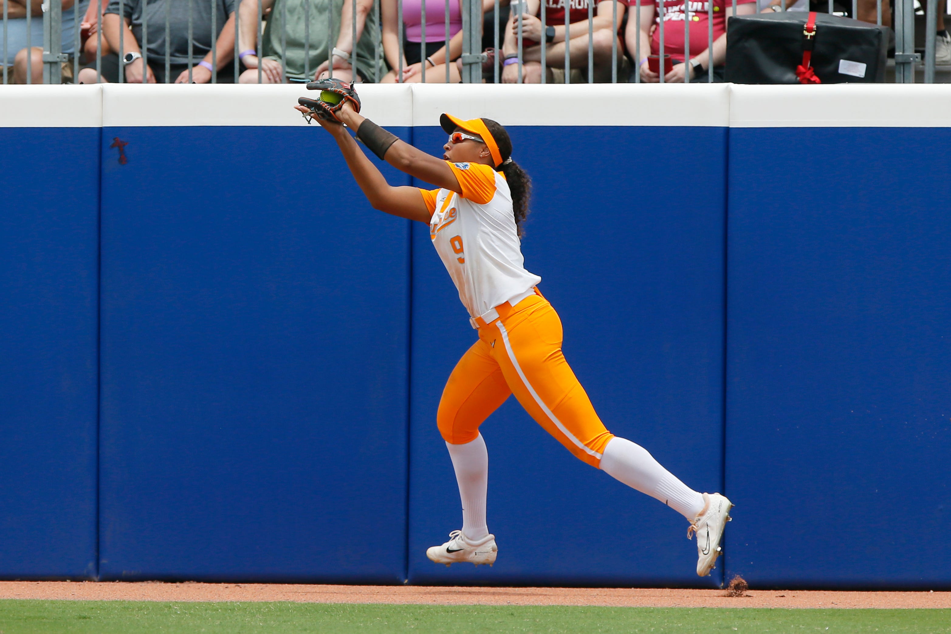 Tennessee softball score vs. Florida State Live updates from WCWS