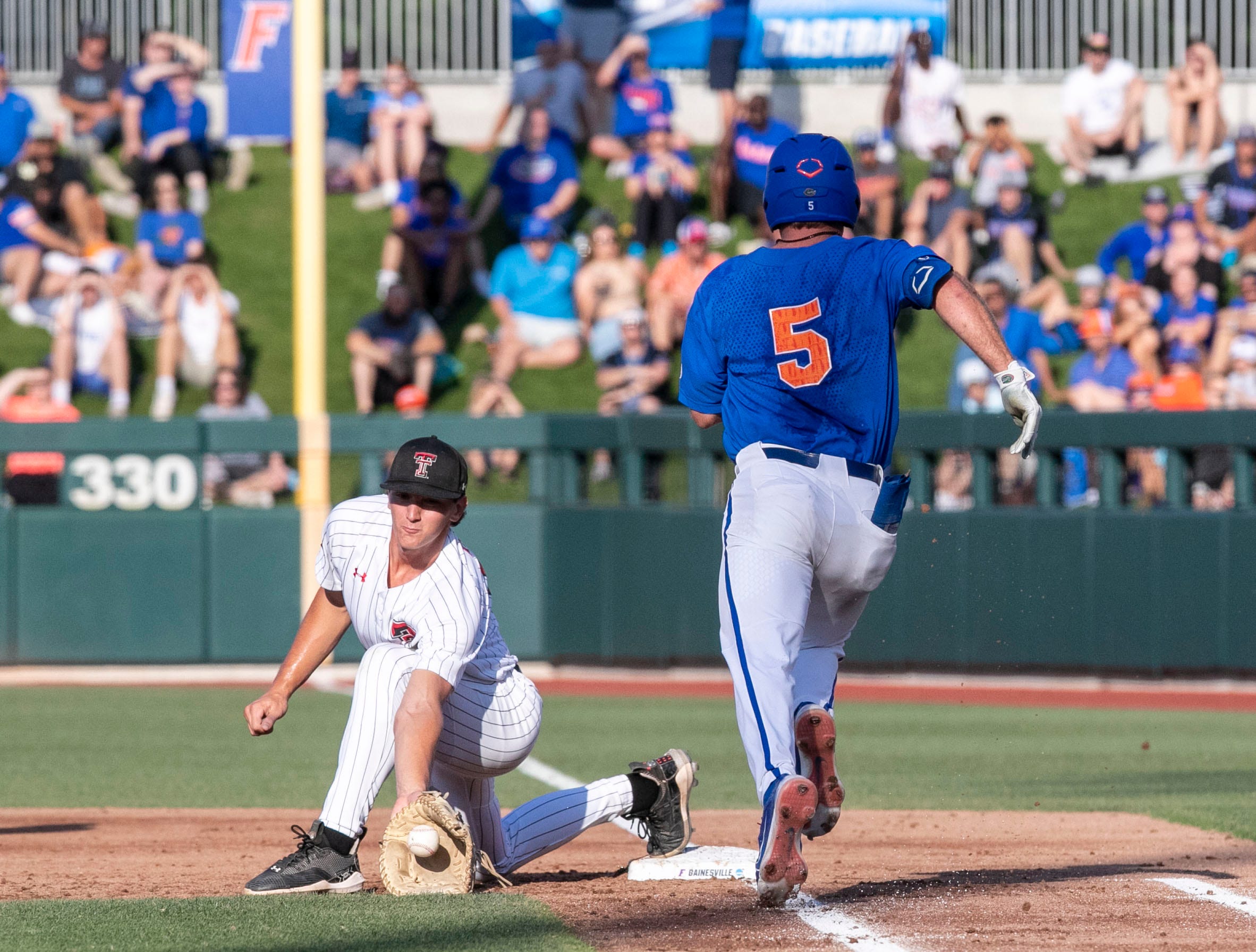 Florida baseball stays alive: A look at how the Gators survived