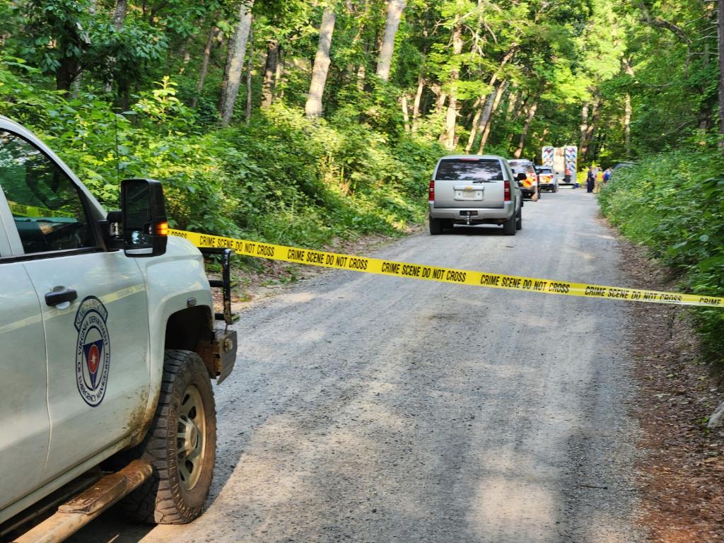 F-16 fighters chased unresponsive plane near DC area before it crashed in Virginia; no survivors found, authorities say