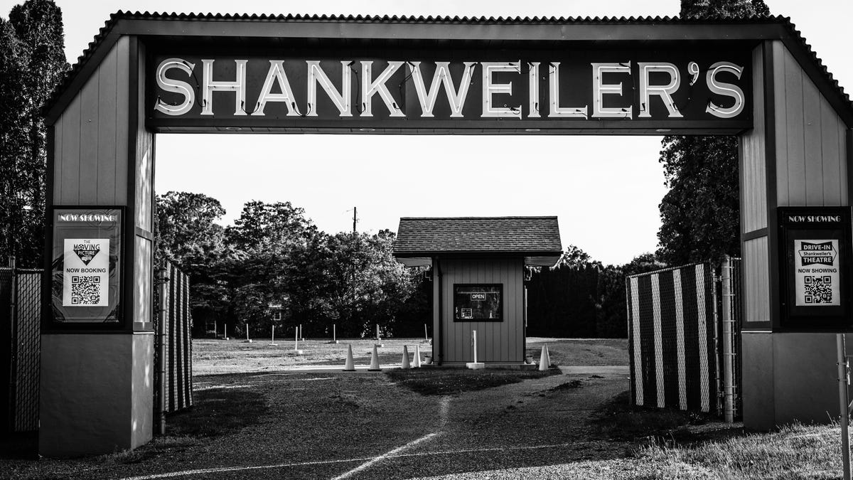 #America’s oldest drive-in is Shakweiler’s near Allentown, PA