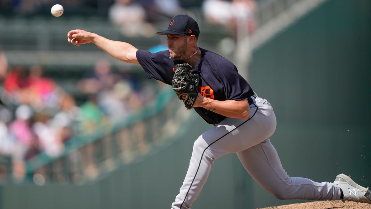 Tigers call up RHP Brendan White to fortify taxed bullpen Garrett Hill optioned out Tigers call up RHP Brendan White to fortify taxed bullpen Garrett Hill optioned out