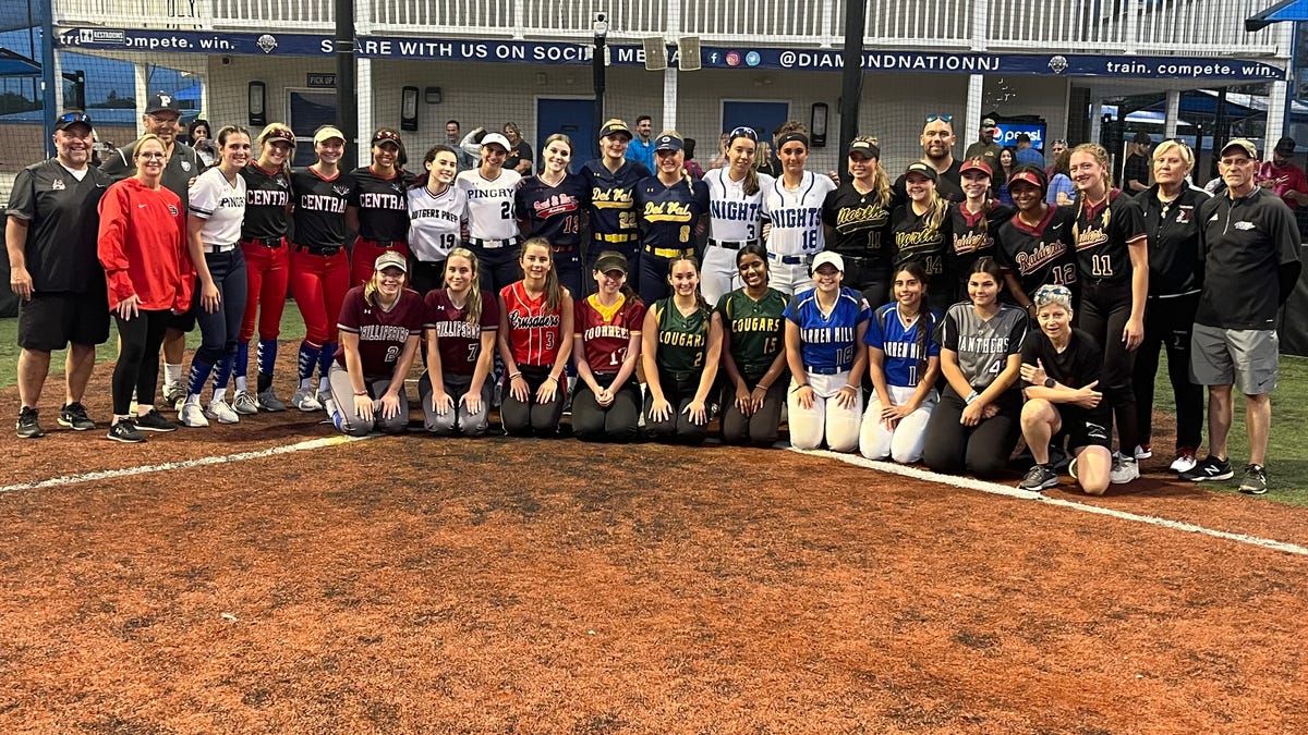 Softball Ninthinning rally caps fourthannual Skyland Conference Senior AllStar Game Softball Ninthinning rally caps fourthannual Skyland Conference Senior AllStar Game