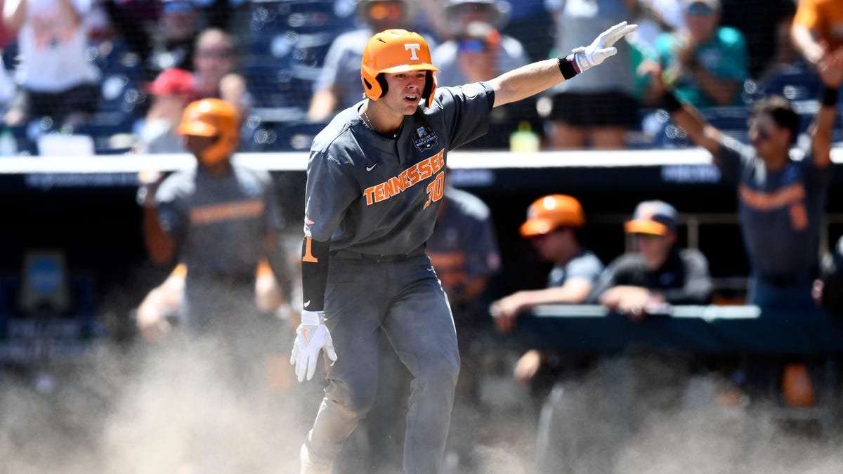 Inside Tennessee baseballs College World Series rally that keep Vols season alive one single at a time Inside Tennessee baseballs College World Series rally that keep Vols season alive one single at a time