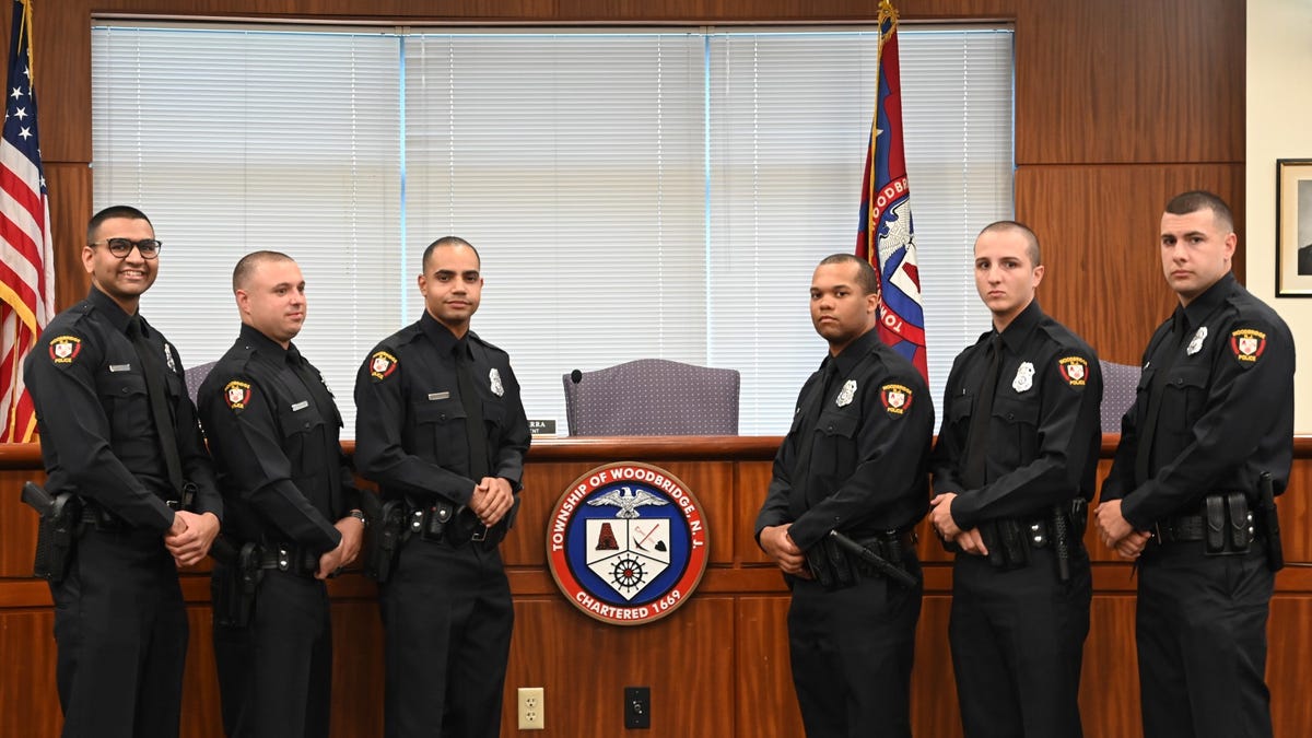 Woodbridge welcomes six new police officers Woodbridge welcomes six new police officers