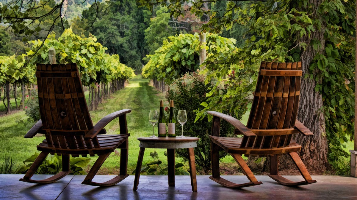 4 scenic vineyards wineries to visit this summer in the Asheville area 4 scenic vineyards wineries to visit this summer in the Asheville area