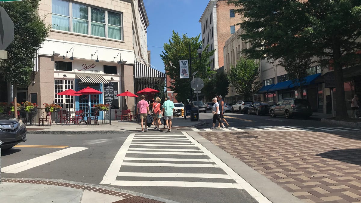 Downtown Safety Initiative APD reports an increase in both violent and property crime Downtown Safety Initiative APD reports an increase in both violent and property crime