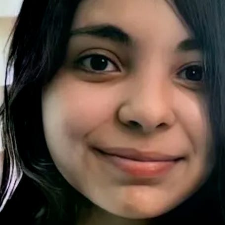 Missing teen Alicia Navarro reunited with her mother after 4 years