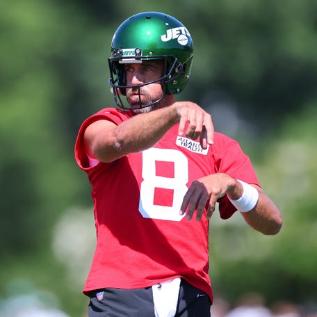 New York Jets quarterback Aaron Rodgers (8) participates in drills during the New York Jets Training Camp at Atlantic Health Jets Training Center.