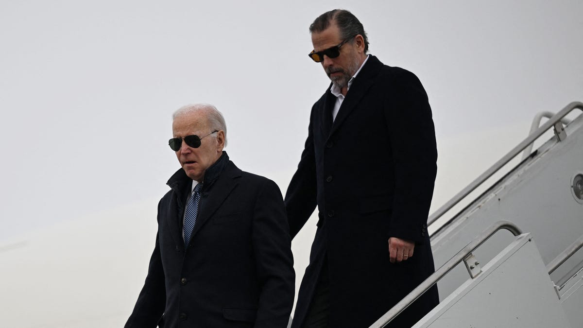 Hunter Biden drama assured to hang over Joe Biden’s 2024 campaign with special counsel – USA TODAY