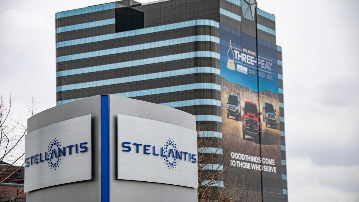 Stellantis will not be part of CES 2024 due to the UAW strike